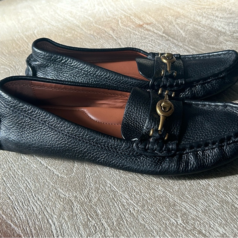 Coach Black Pebbled Leather Loafers with Gold Turnlock - Picture 4 of 8